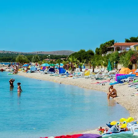 Premium Virotel アパート